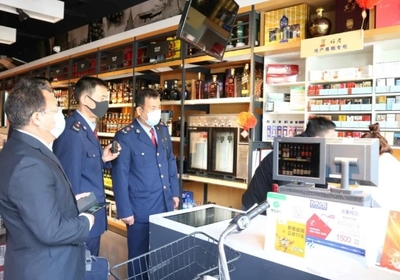 呼和浩特市新城区严格落实校门周边100米内禁烟及规范酒类经营政策